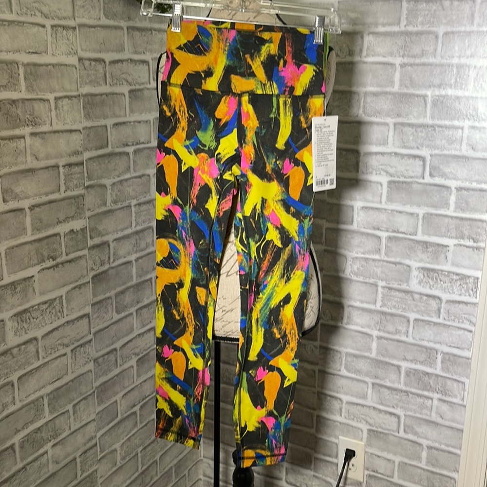 NWT lululemon Wunder Train HR Tight 25”